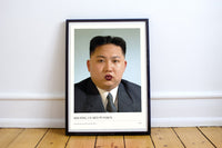 #335 - Kim Jong Un med pussmun - A3 Poster